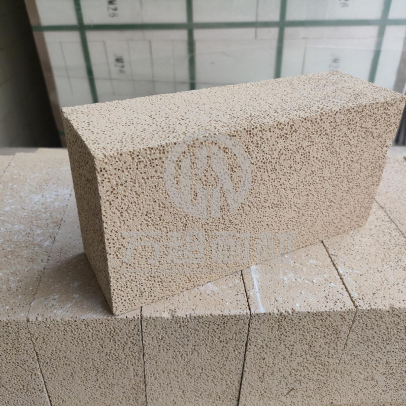 Gạch bi nhẹ poly alumina cao | gạch chịu lửa