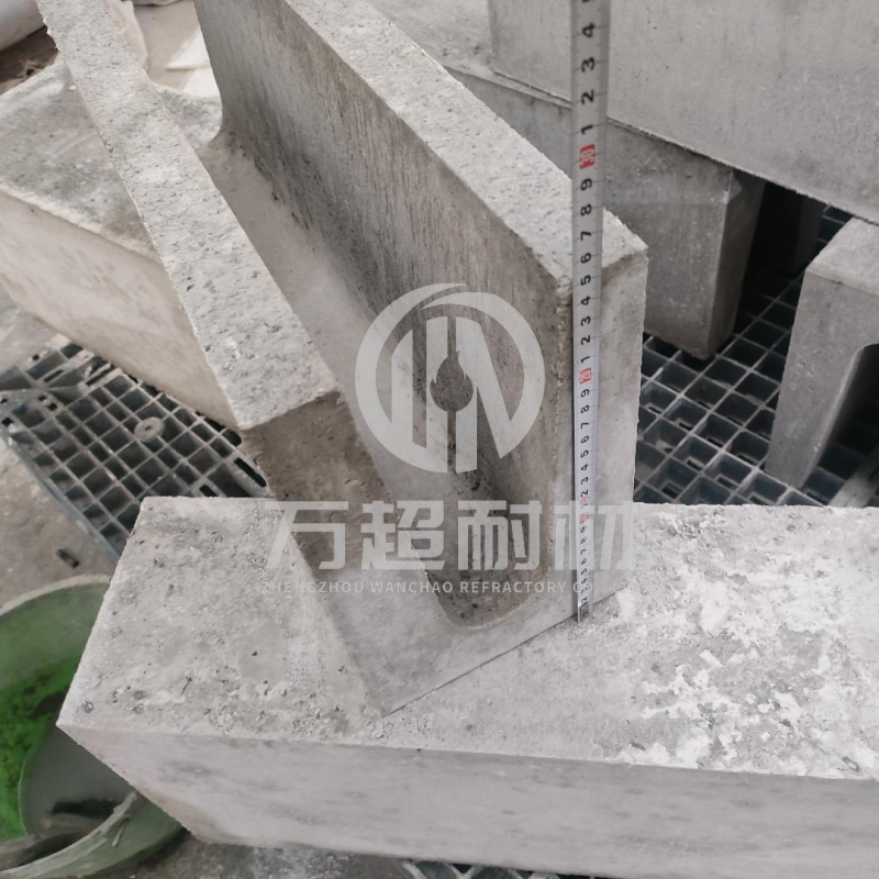 Các bộ phận đúc sẵn máng | vật liệu chịu lửa